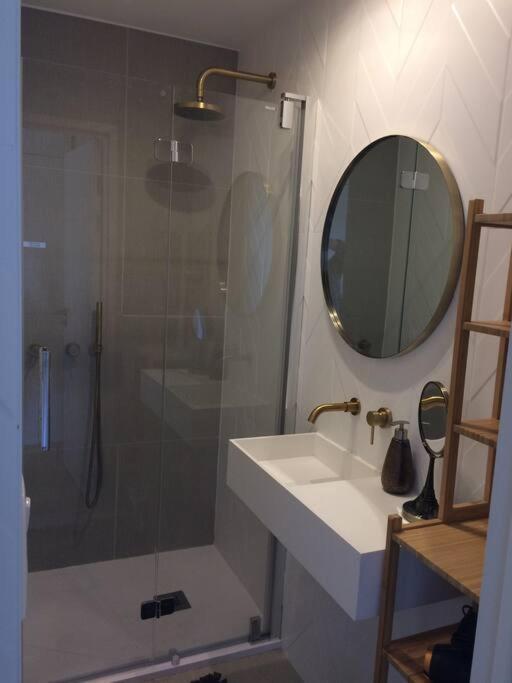 Lovely Refurbished Apartment Nice Bagian luar foto